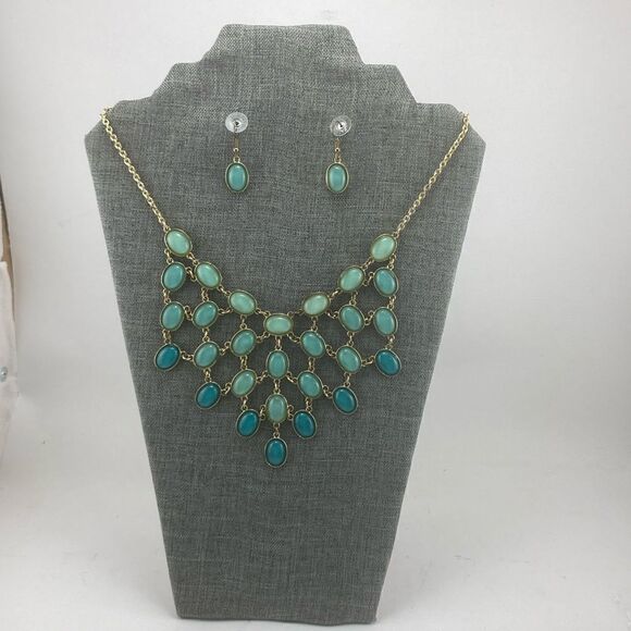 Necklace tone green - Picture 1 of 5
